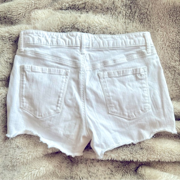 Jessica Simpson Women’s shorts - Picture 1 of 5